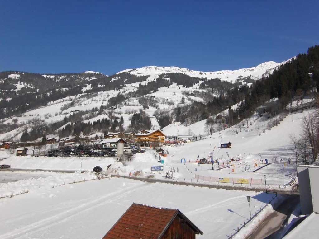 Gaestehaus Gratz - Inklusive Eintritt In Die Alpentherme Dorfgastein Exterior foto